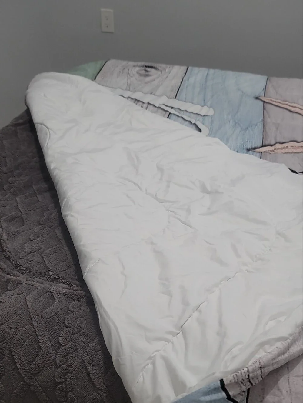Beach Life Coastal Queen Comforter Set - Pastel Blue & Green